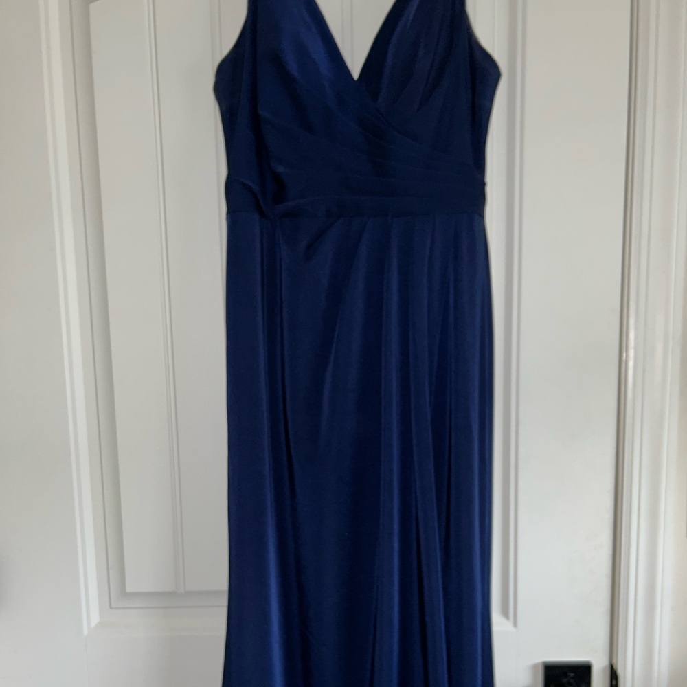 Faviana formal dress - Picture 4 of 7